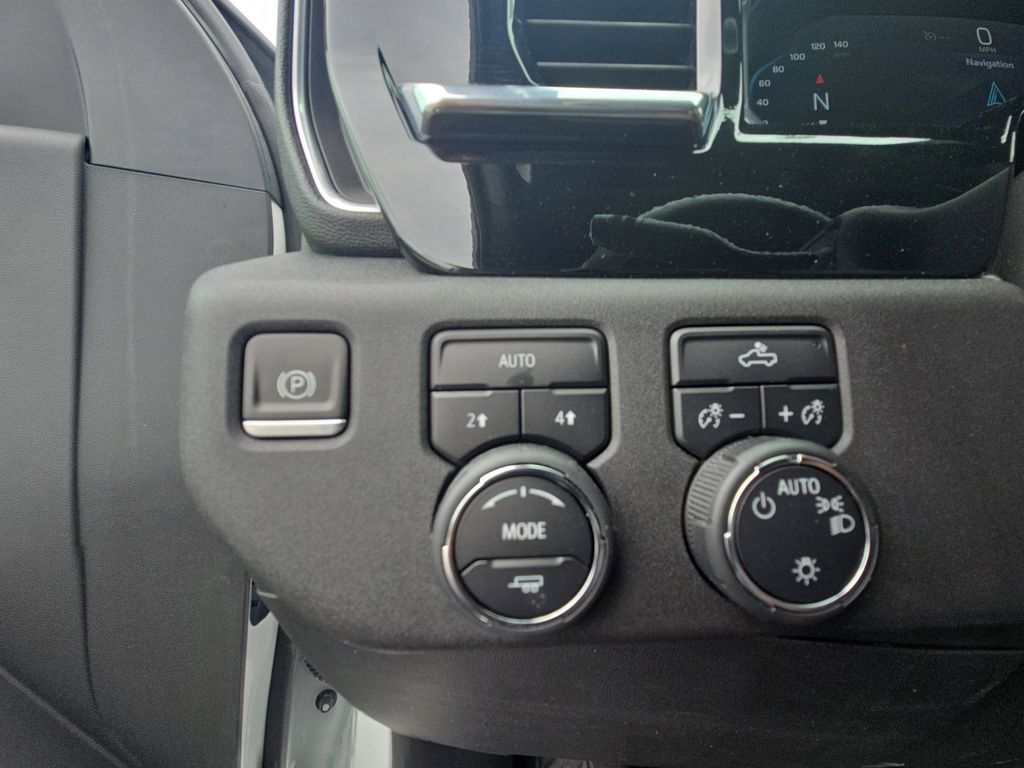 2023 Chevrolet Silverado 1500 LT photo 22