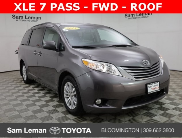 Pre-Owned 2017 Toyota Sienna XLE 4D Passenger Van in Bloomington ...