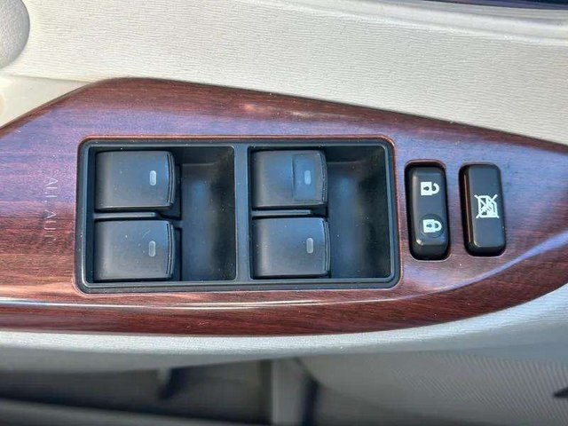 2011 Toyota Sienna Limited photo 14
