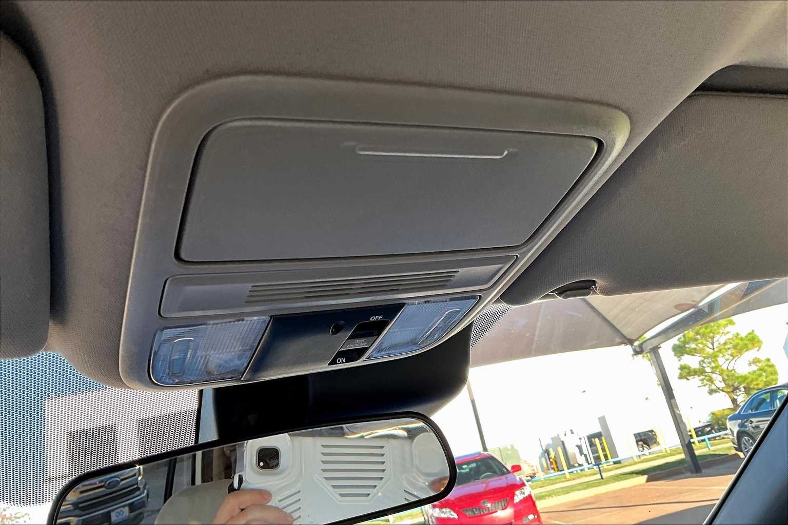 2020 Honda Pilot EX photo 27