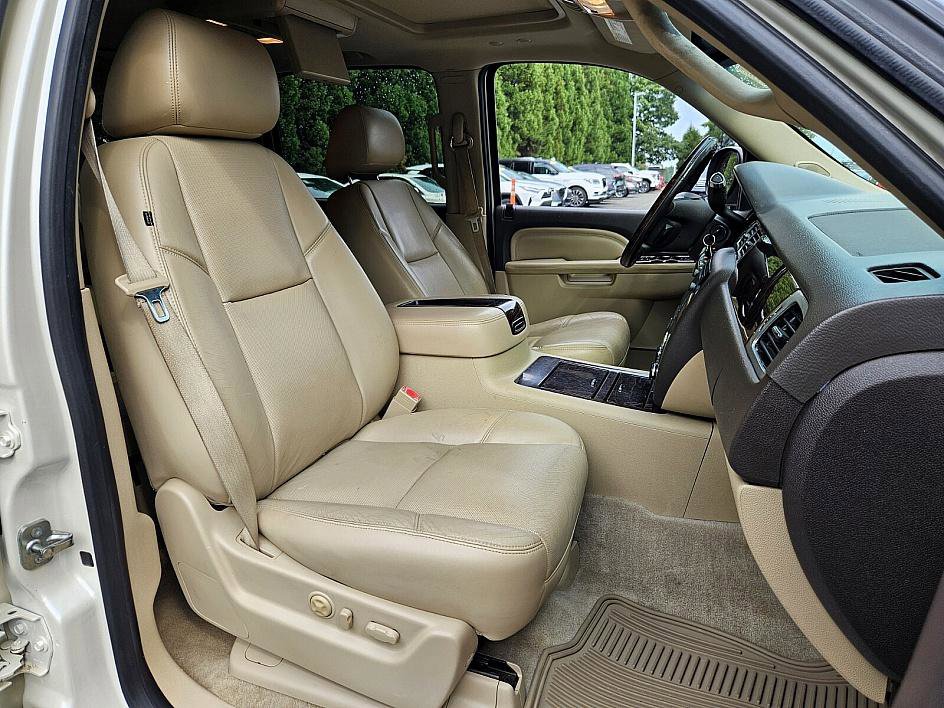 2014 Gmc Yukon XL Denali photo 16