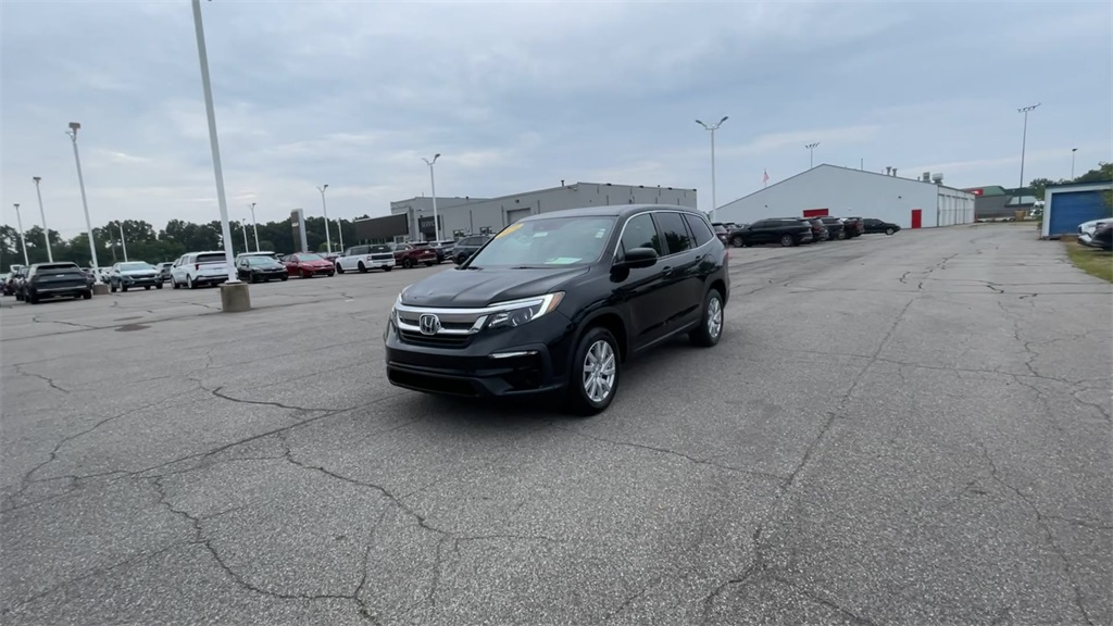 2020 Honda Pilot LX photo 2