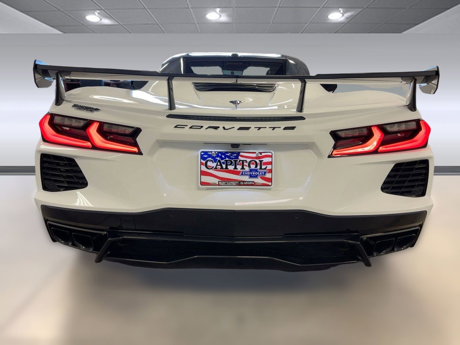 2025 Chevrolet Corvette Stingray 2LT Convertible photo 9