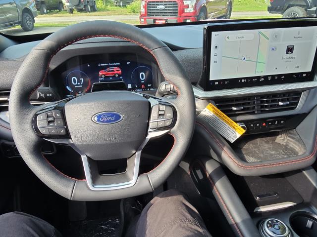 2025 Ford Explorer ST-Line photo 14