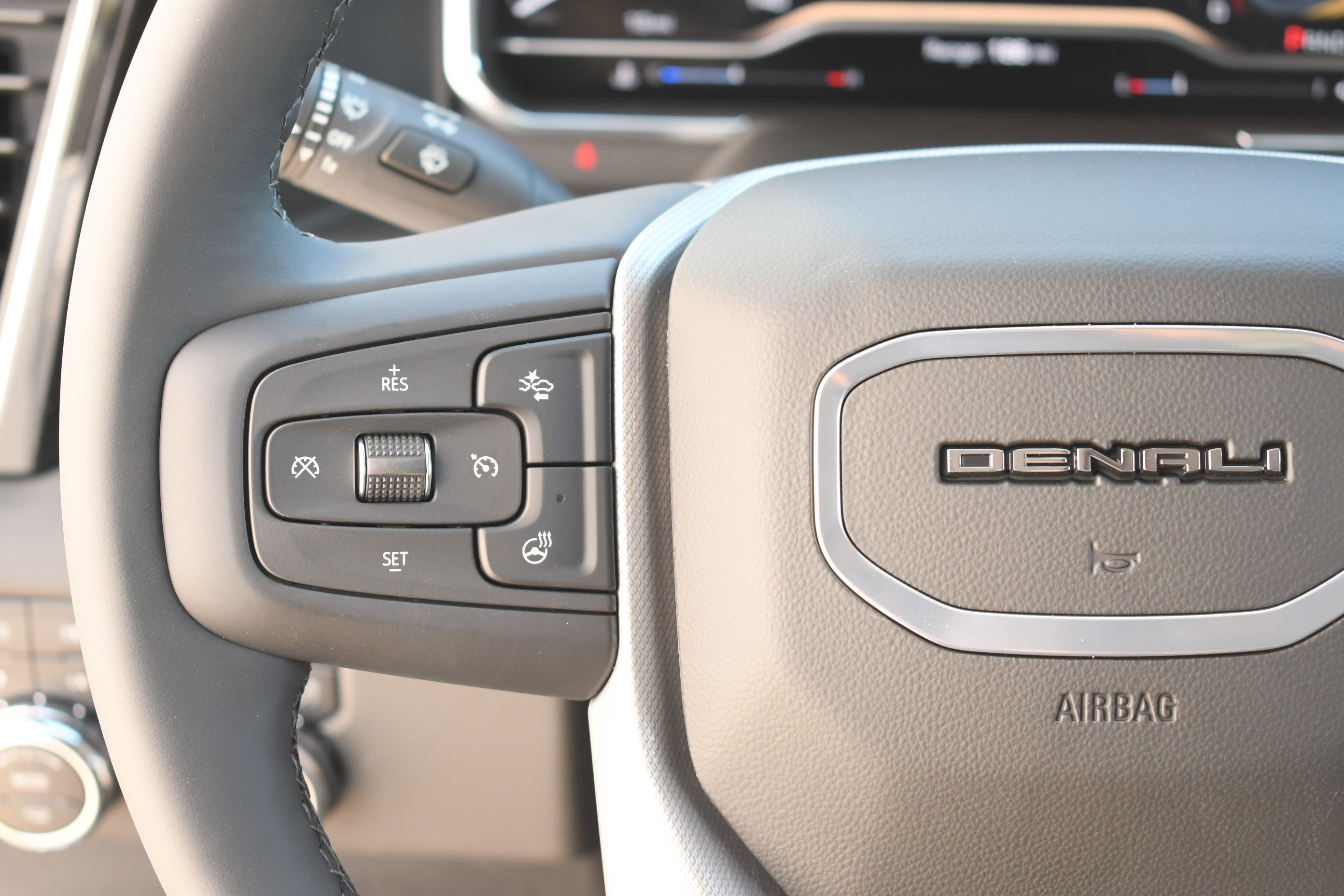 2025 Gmc Sierra 2500 HD Denali photo 30