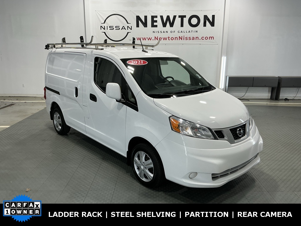 2021 Nissan NV200 SV's photo