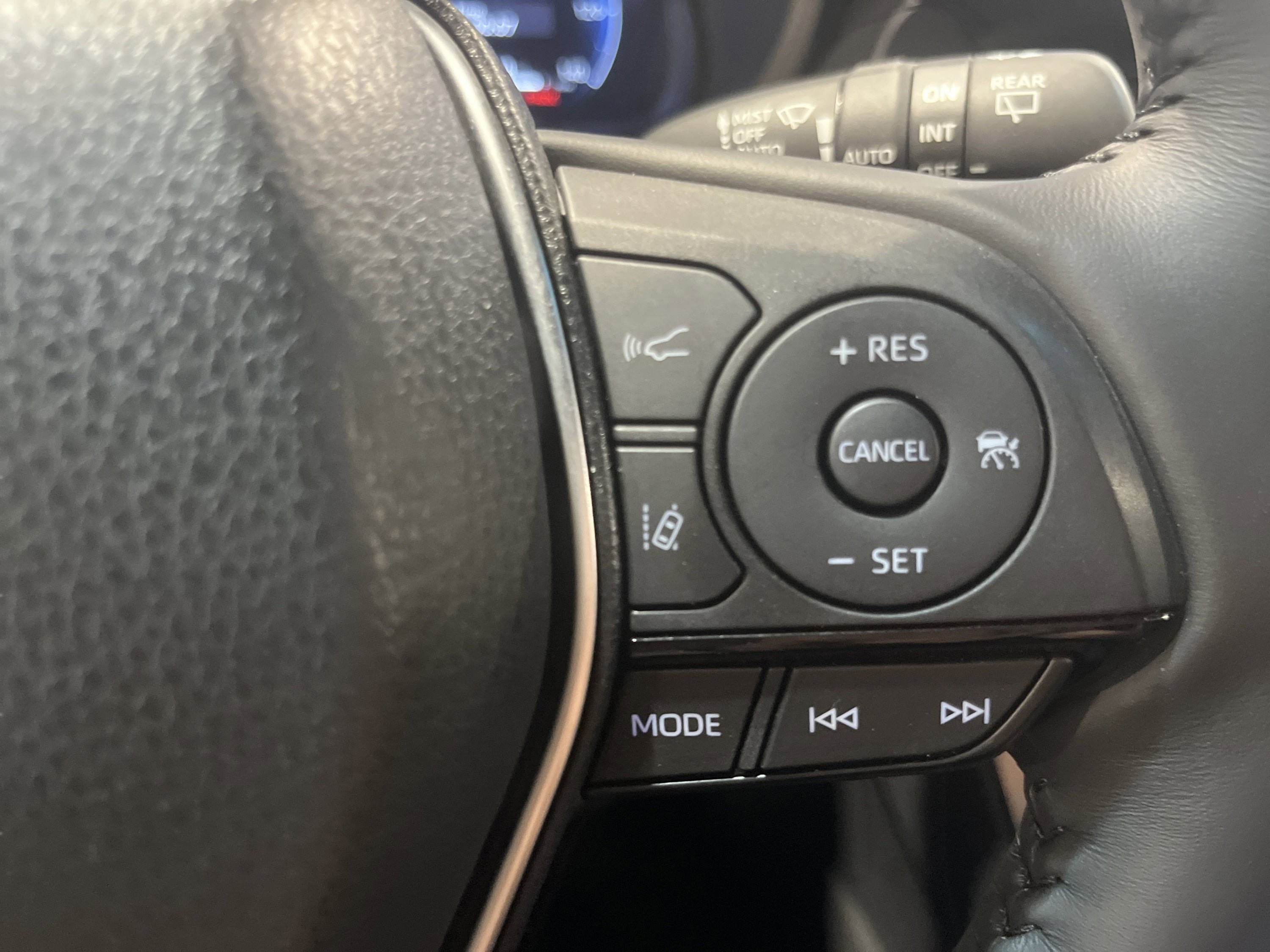 2024 Toyota Venza Limited photo 17