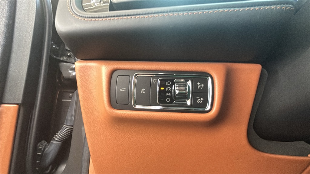 2023 Lincoln Aviator Black Label photo 7
