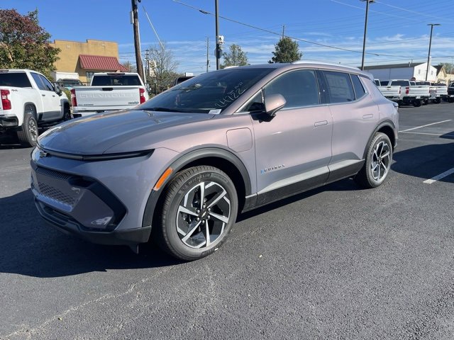 2026 Chevrolet Equinox LT photo 3