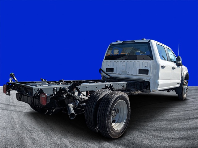 2025 Ford F-450 XL photo 3