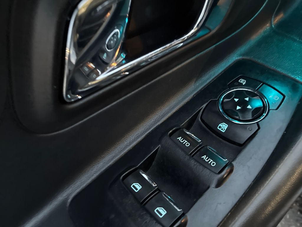 2013 Ford Taurus Limited photo 11