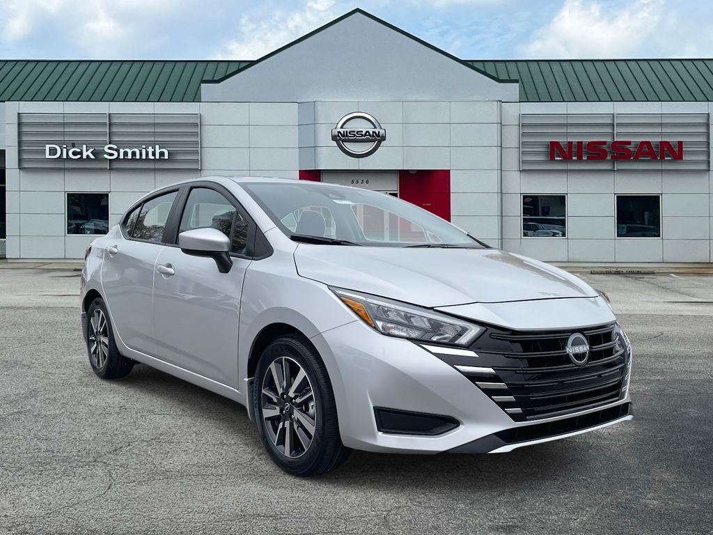 2025 Nissan Versa SV's photo