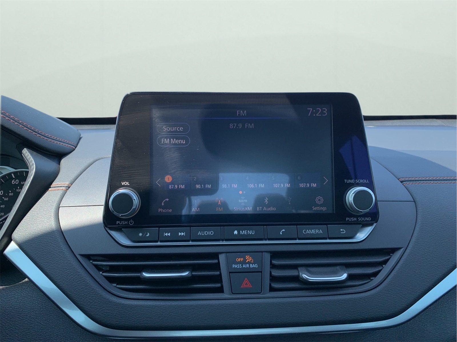 2022 Nissan Altima 2.5 SR photo 17