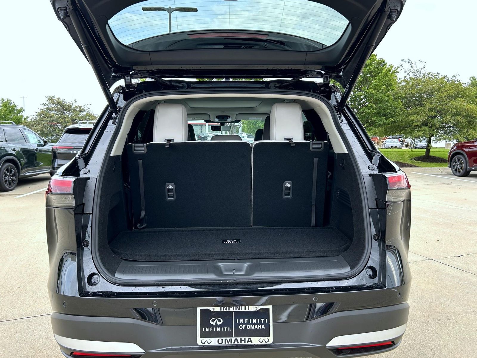 2026 Infiniti QX60 Luxe AWD photo 9