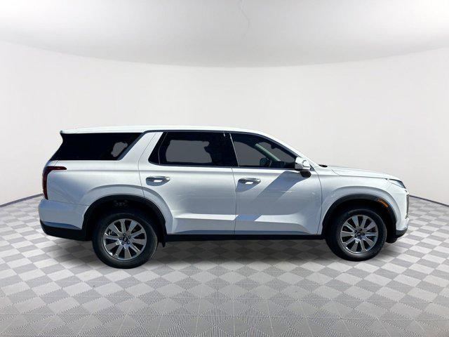 2025 Hyundai Palisade SE photo 3