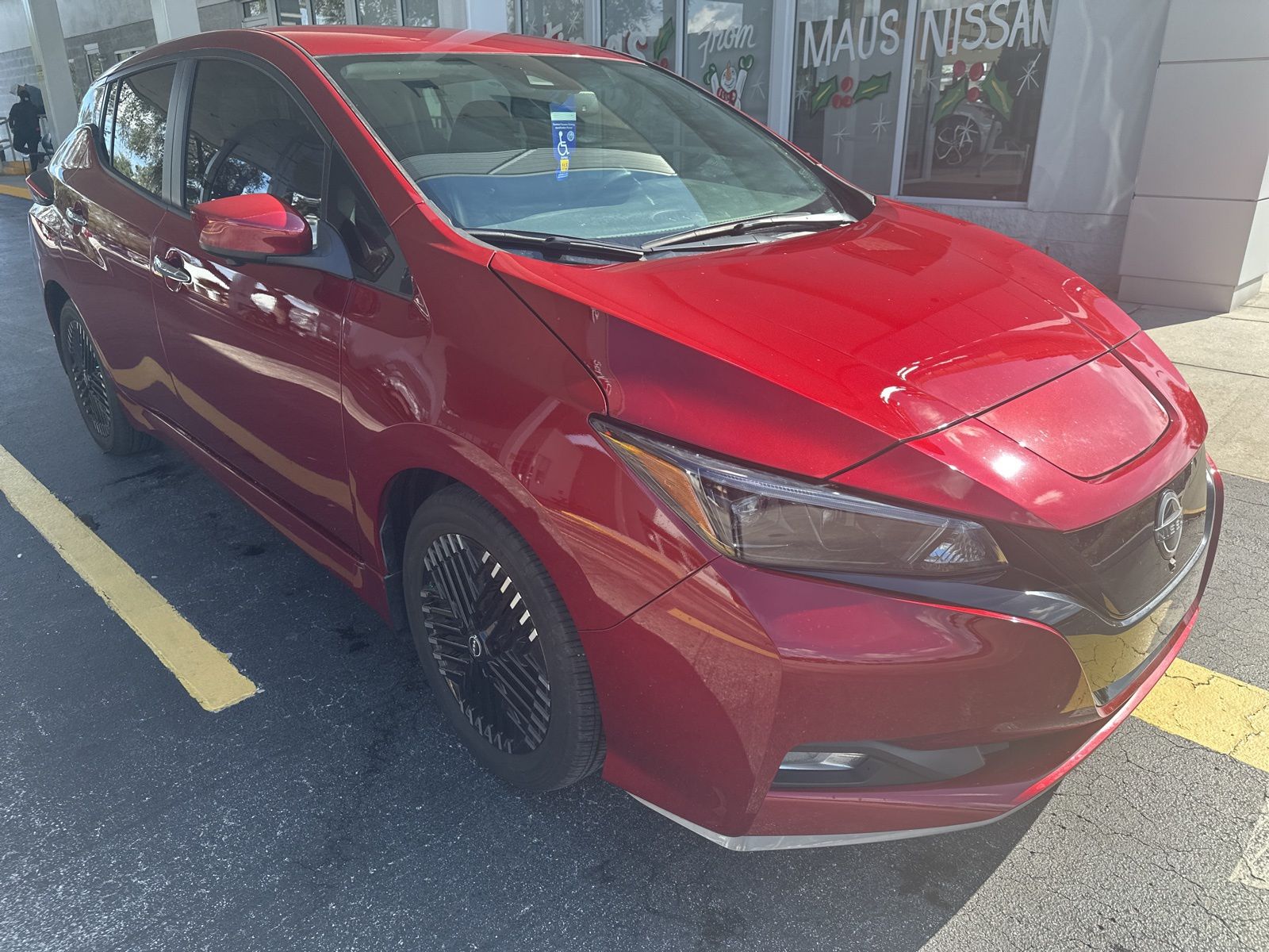 2023 Nissan Leaf SV Plus photo 2