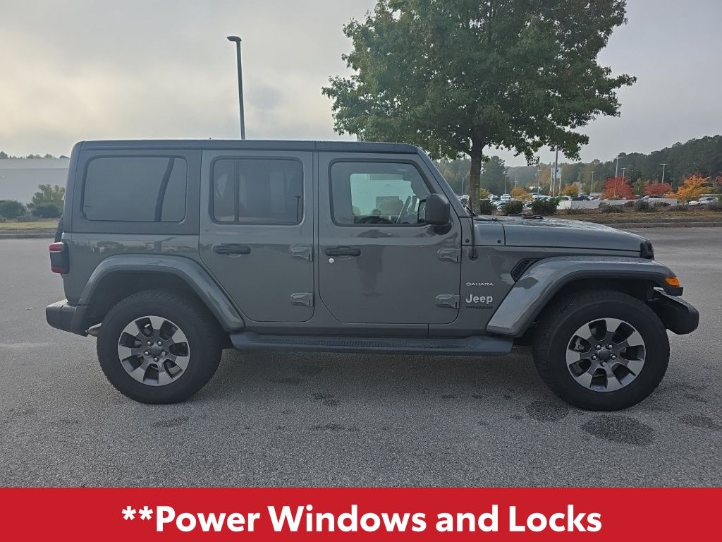 2019 Jeep Wrangler Unlimited Sahara photo 2