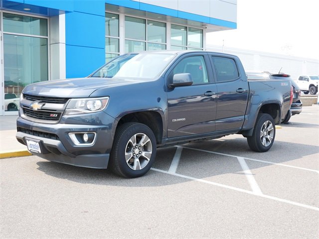 Used 2019 Chevrolet Colorado Z71 with VIN 1GCGTDENXK1112464 for sale in Roseville, Minnesota