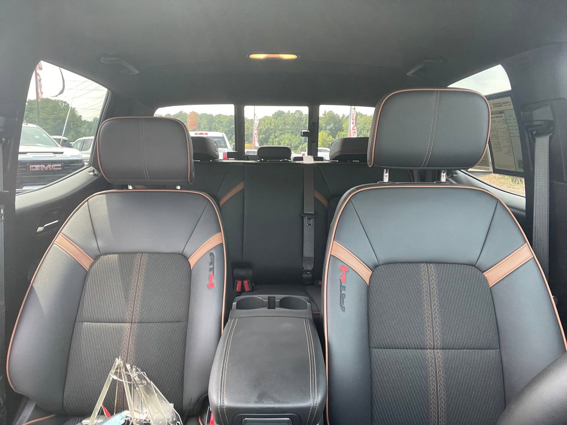 2024 GMC Canyon AT4's photo