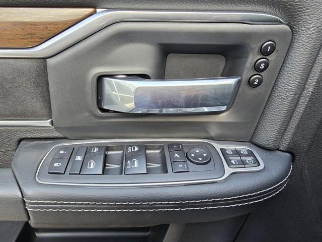 2024 Ram 2500 Laramie photo 19