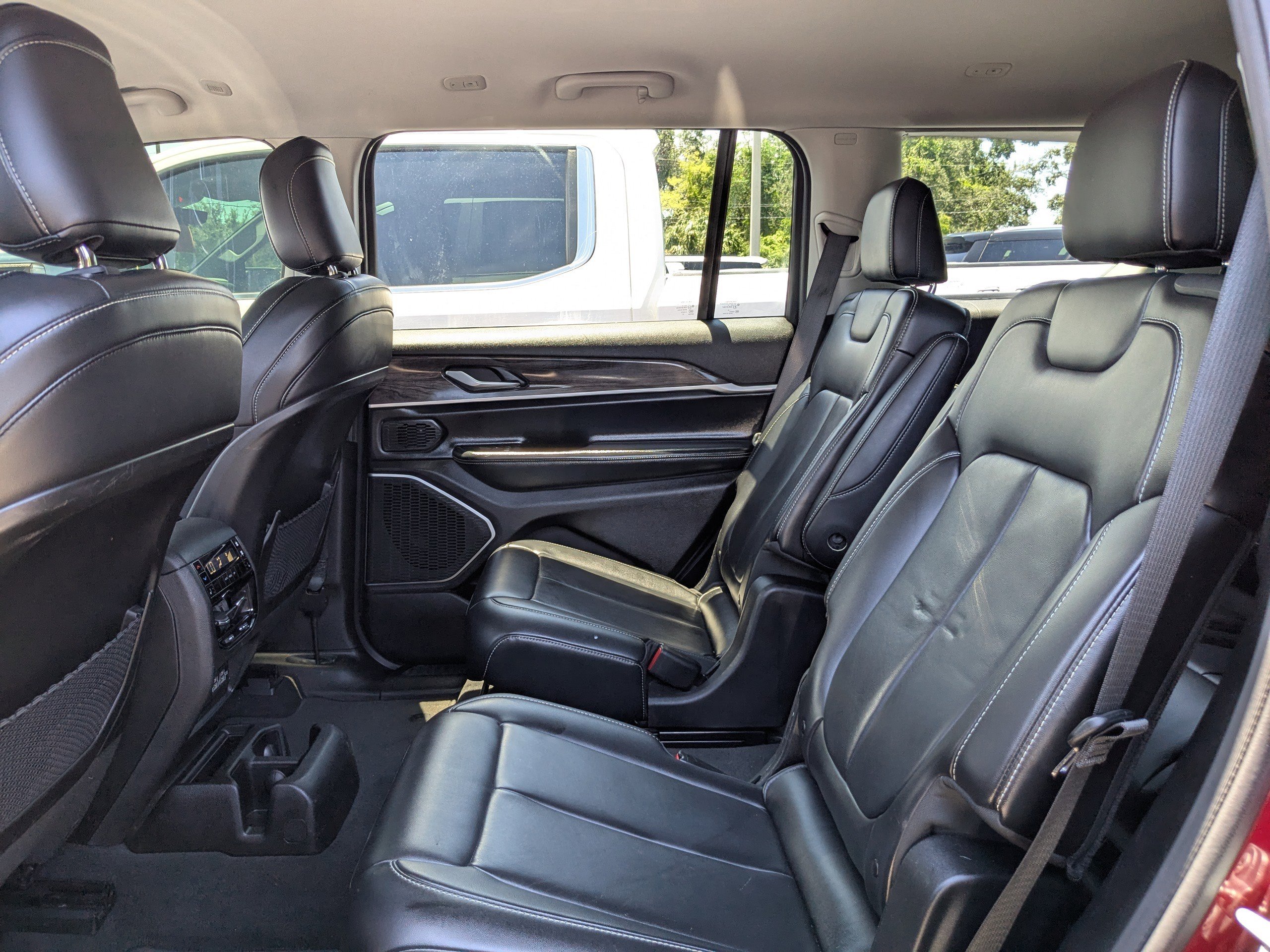 2021 Jeep Grand Cherokee Limited photo 14