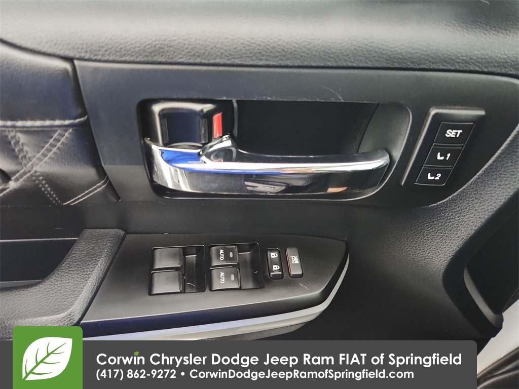 2017 Toyota Tundra Platinum 1794 Edition photo 18