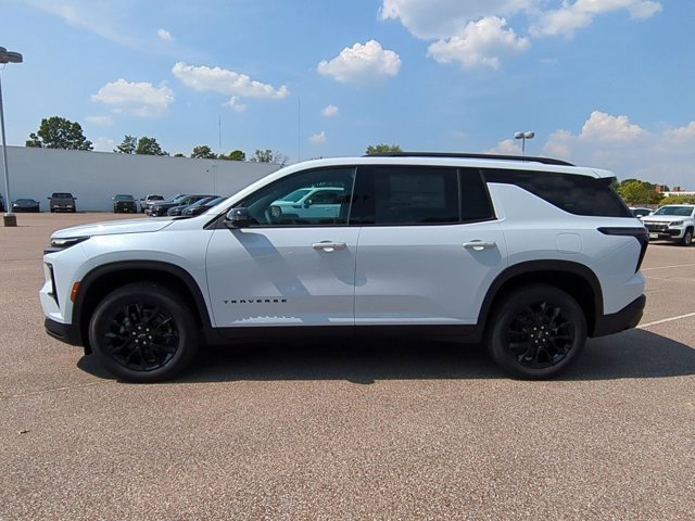 2026 Chevrolet Traverse photo 3