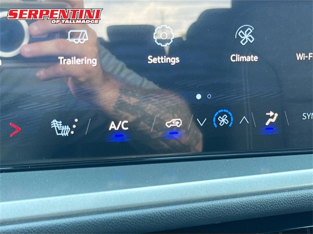 2026 Chevrolet Traverse photo 19