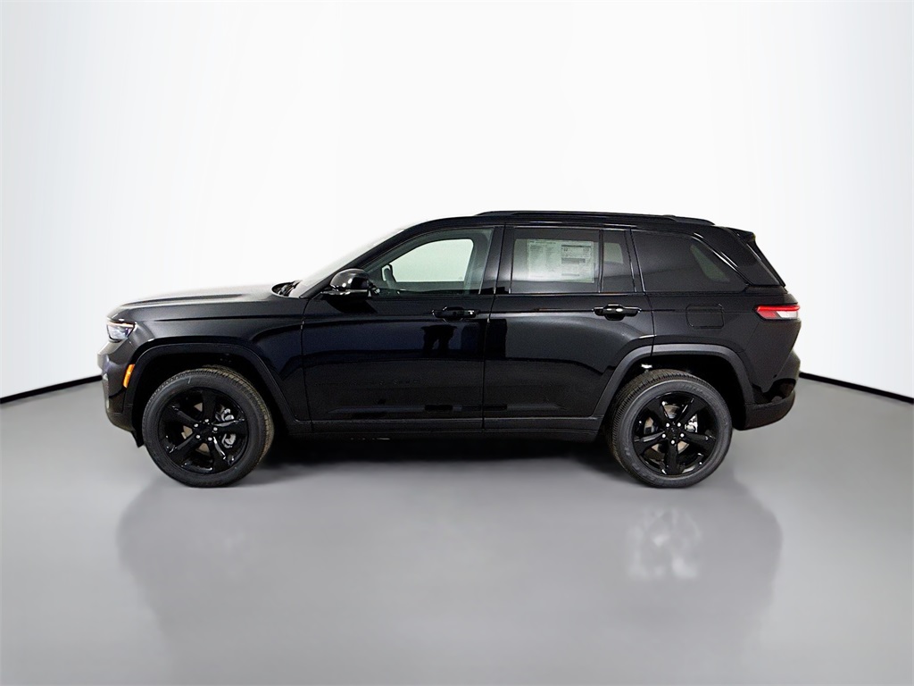 2025 Jeep Grand Cherokee Altitude X photo 4
