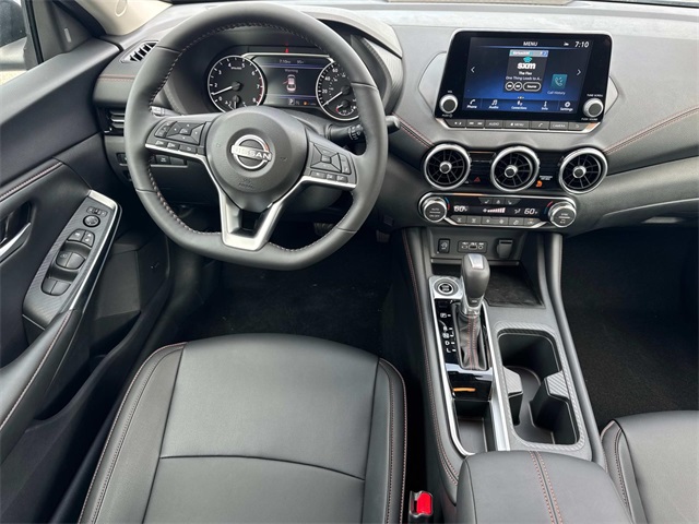 2025 Nissan Sentra SR photo 26