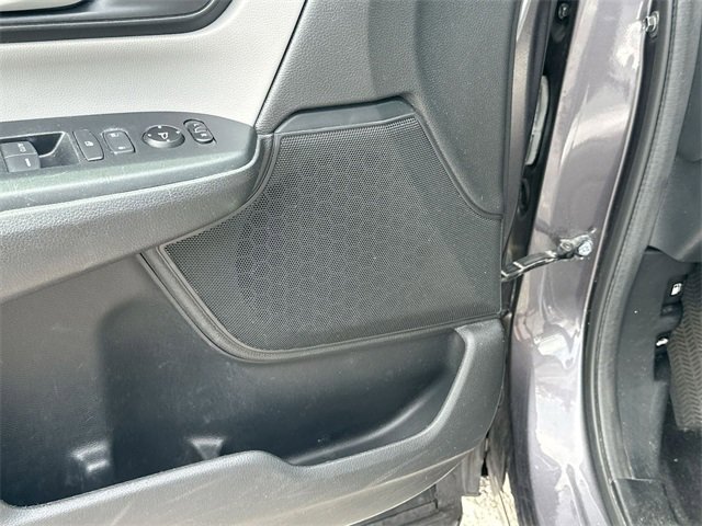 2017 Honda CR-V LX photo 24