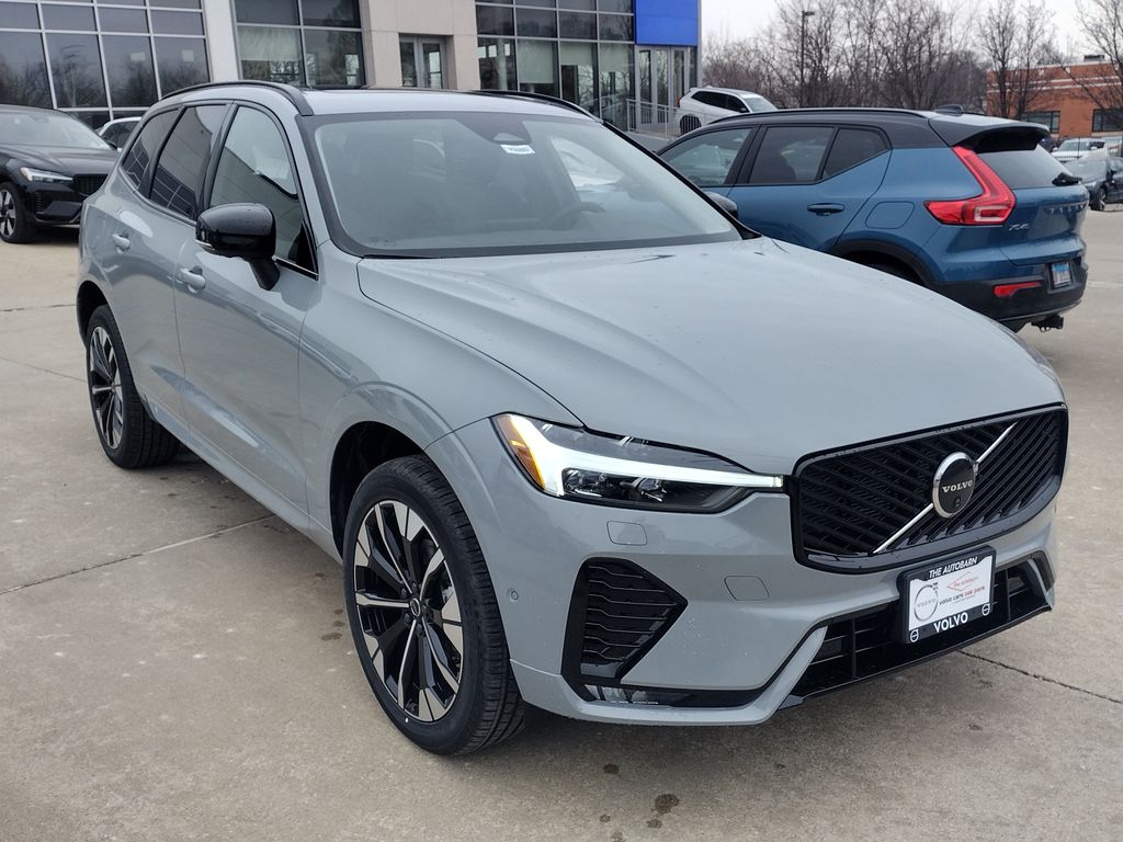 2026 VOLVO XC60 - Image 3