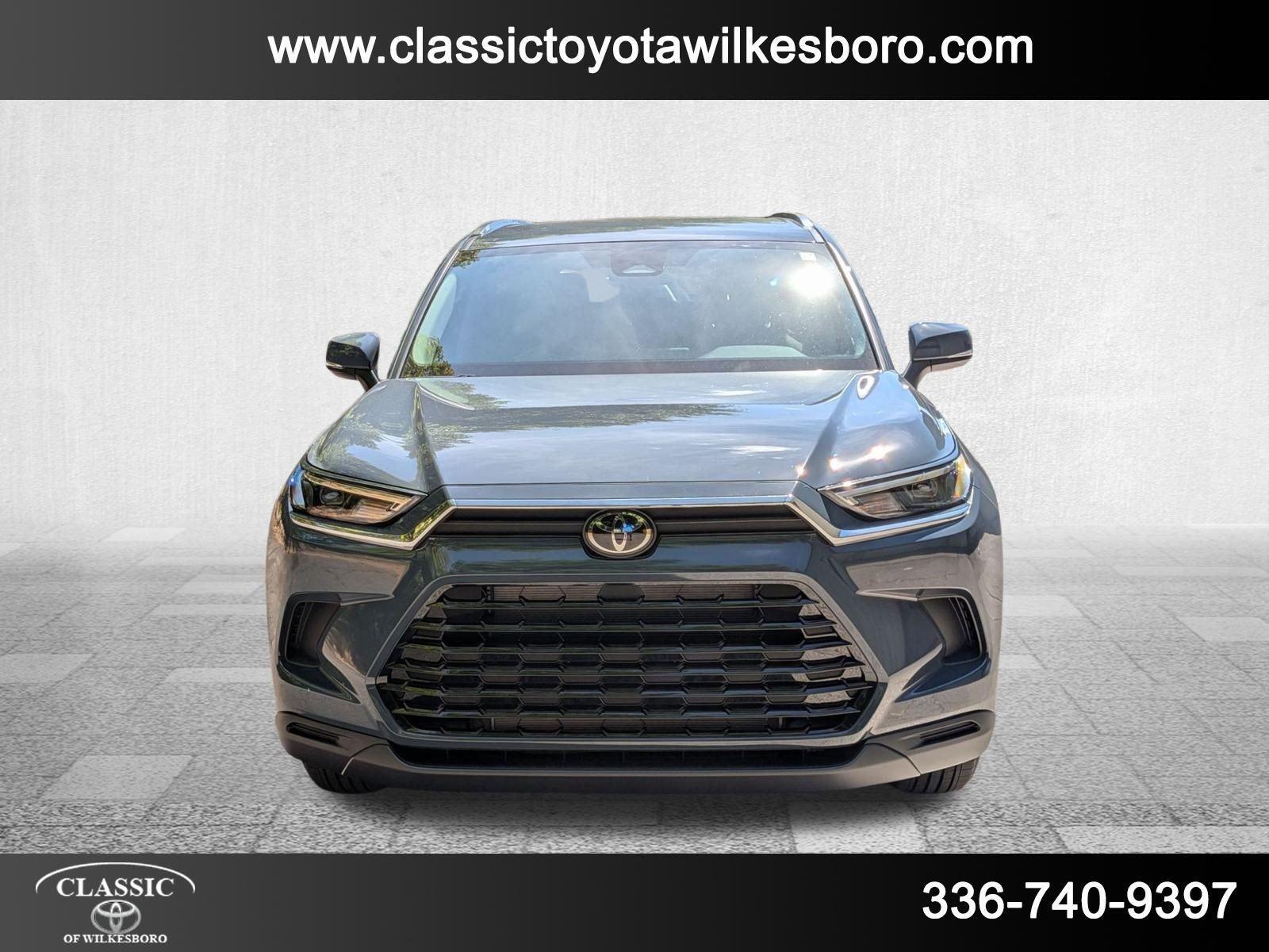 2026 Toyota Grand Highlander XLE photo 2