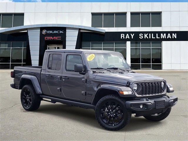 2024 Jeep Gladiator Nighthawk's photo