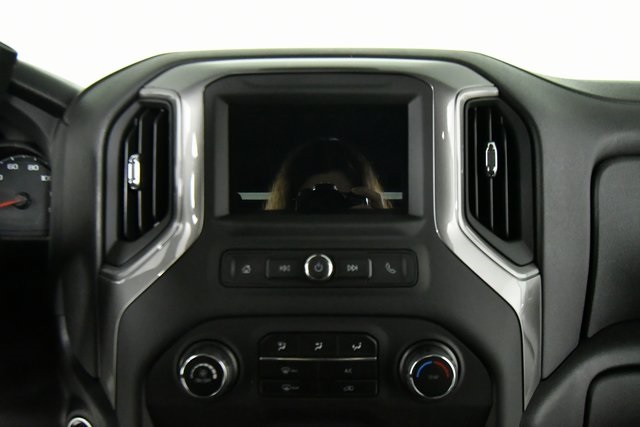 2025 Chevrolet Silverado 3500HD Work Truck photo 3