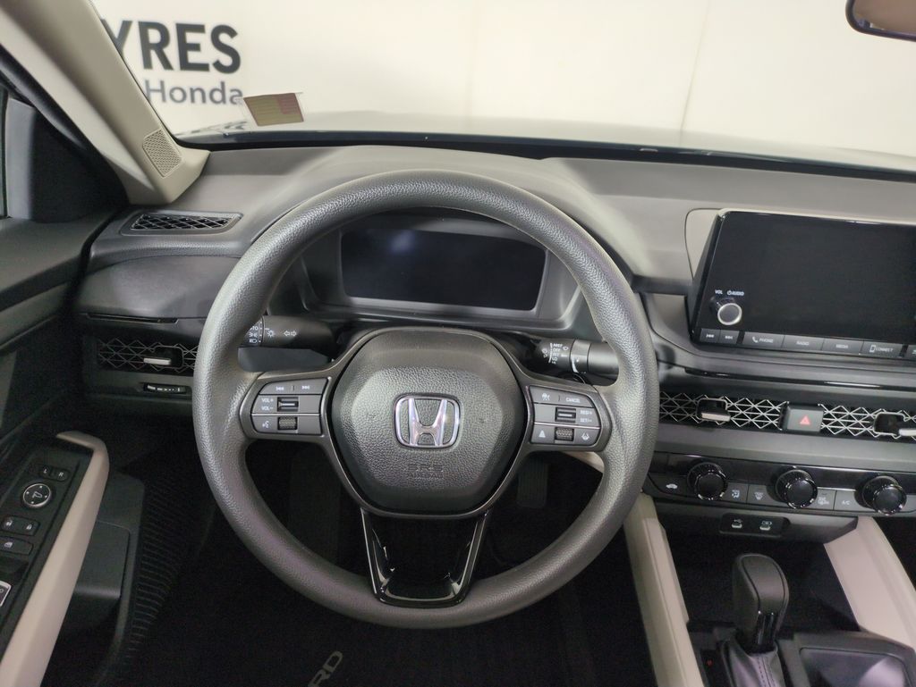 2025 Honda Accord SE photo 14