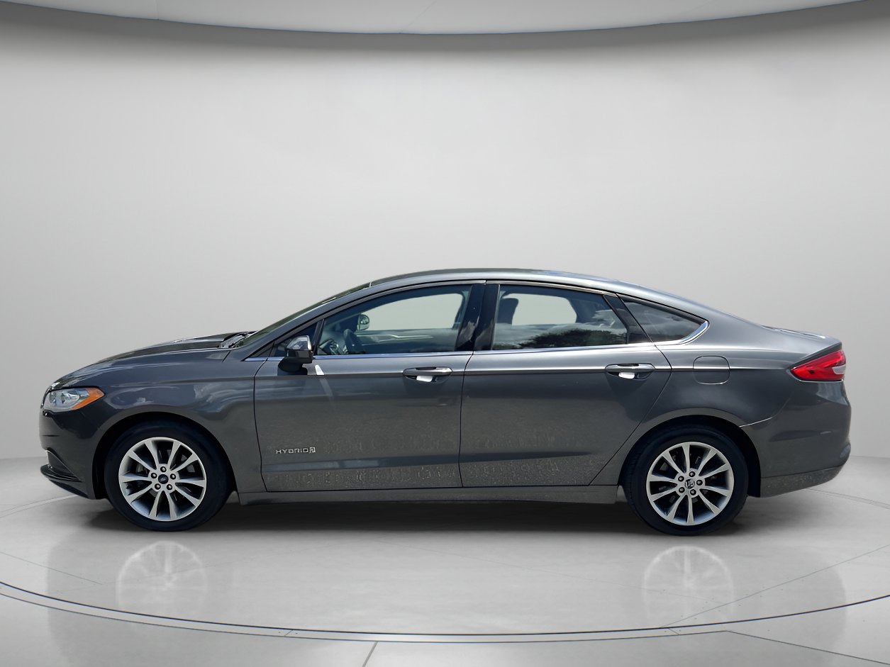 2017 Ford Fusion S Hybrid photo 5