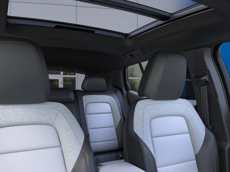 2025 Chevrolet Equinox EV 1LT photo 23