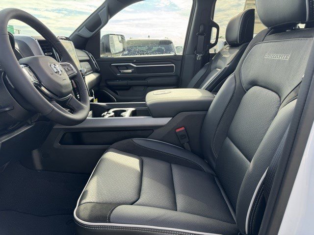 2026 Ram 1500 Laramie photo 8
