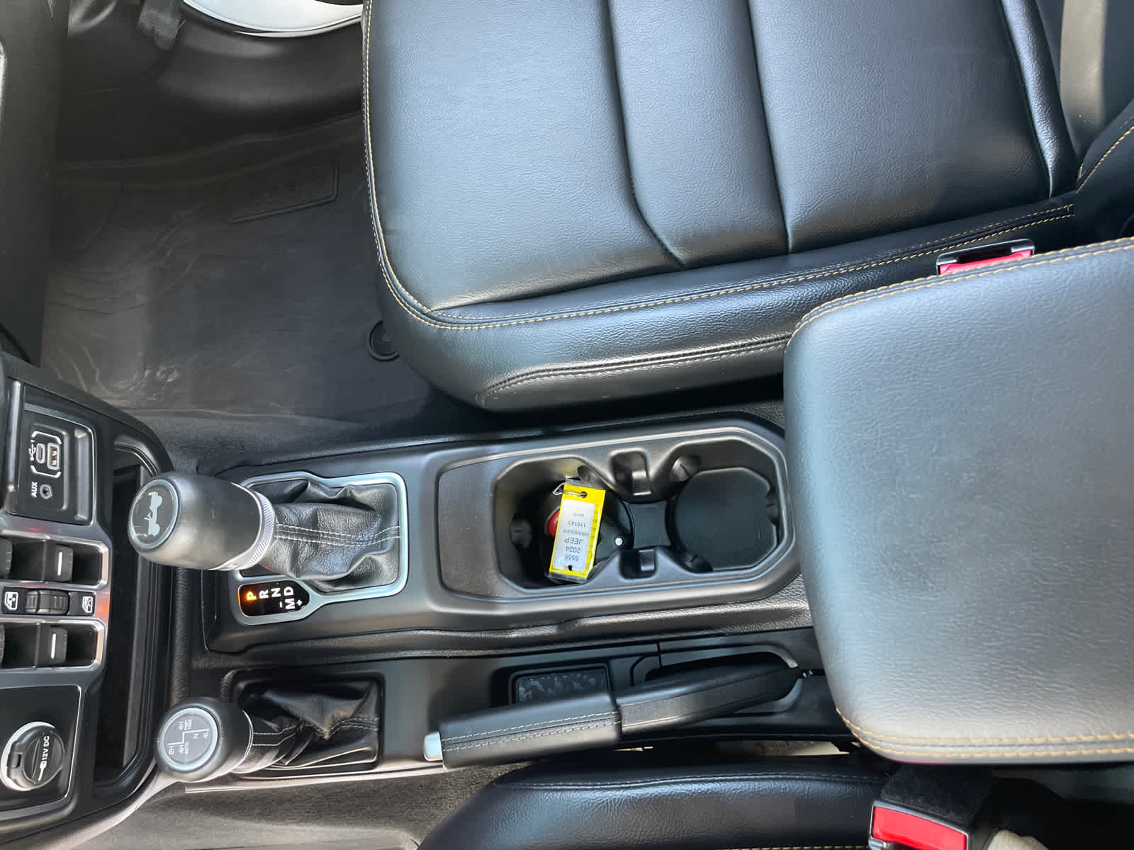 2024 Jeep Wrangler 4xe Sahara photo 27