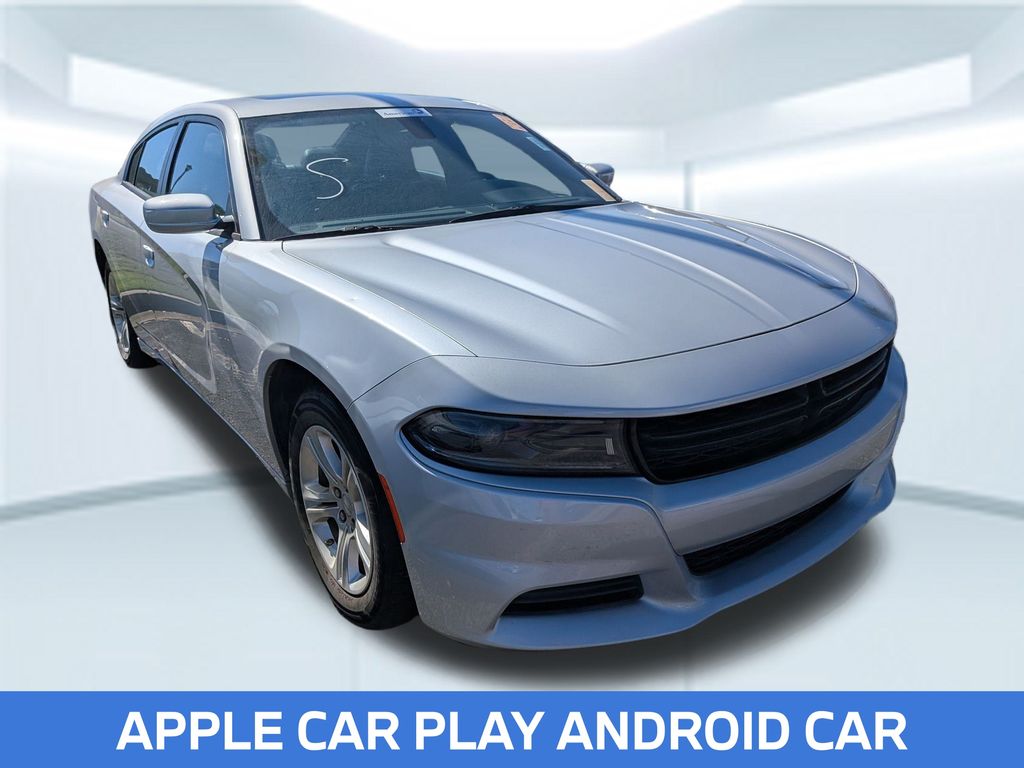 2022 Dodge Charger SXT photo 3