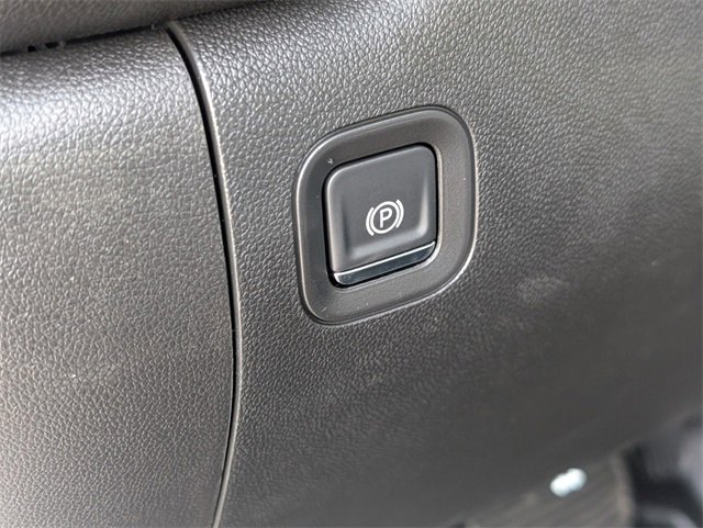 2025 Chevrolet Silverado 1500 photo 7