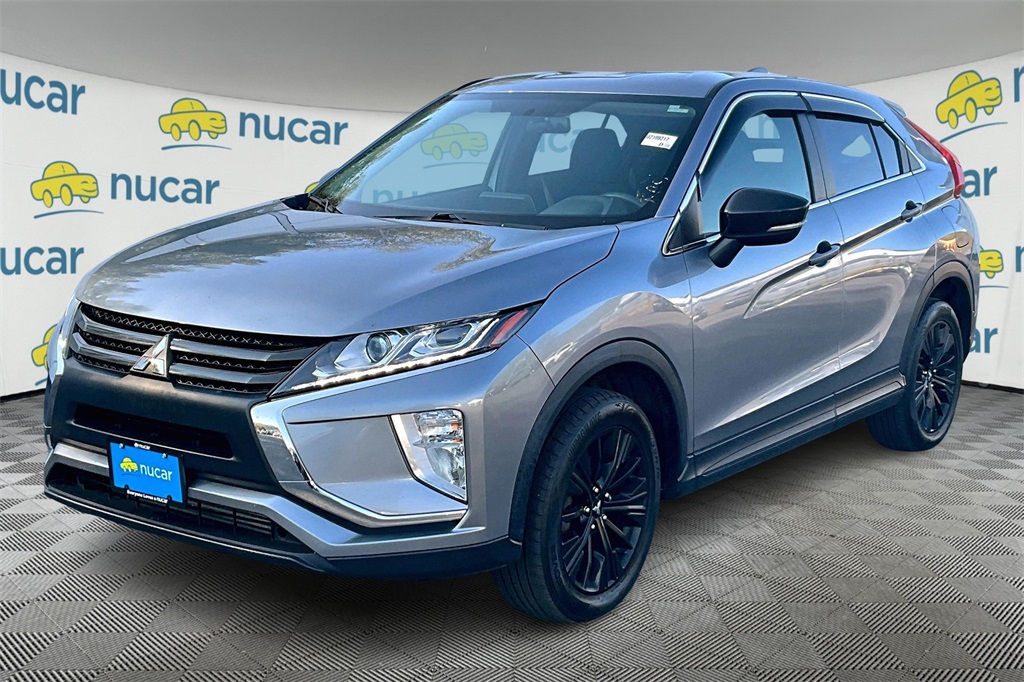 2019 Mitsubishi Eclipse Cross LE photo 3