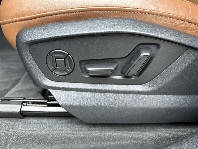 2022 Audi Q8 55 Premium Plus photo 4
