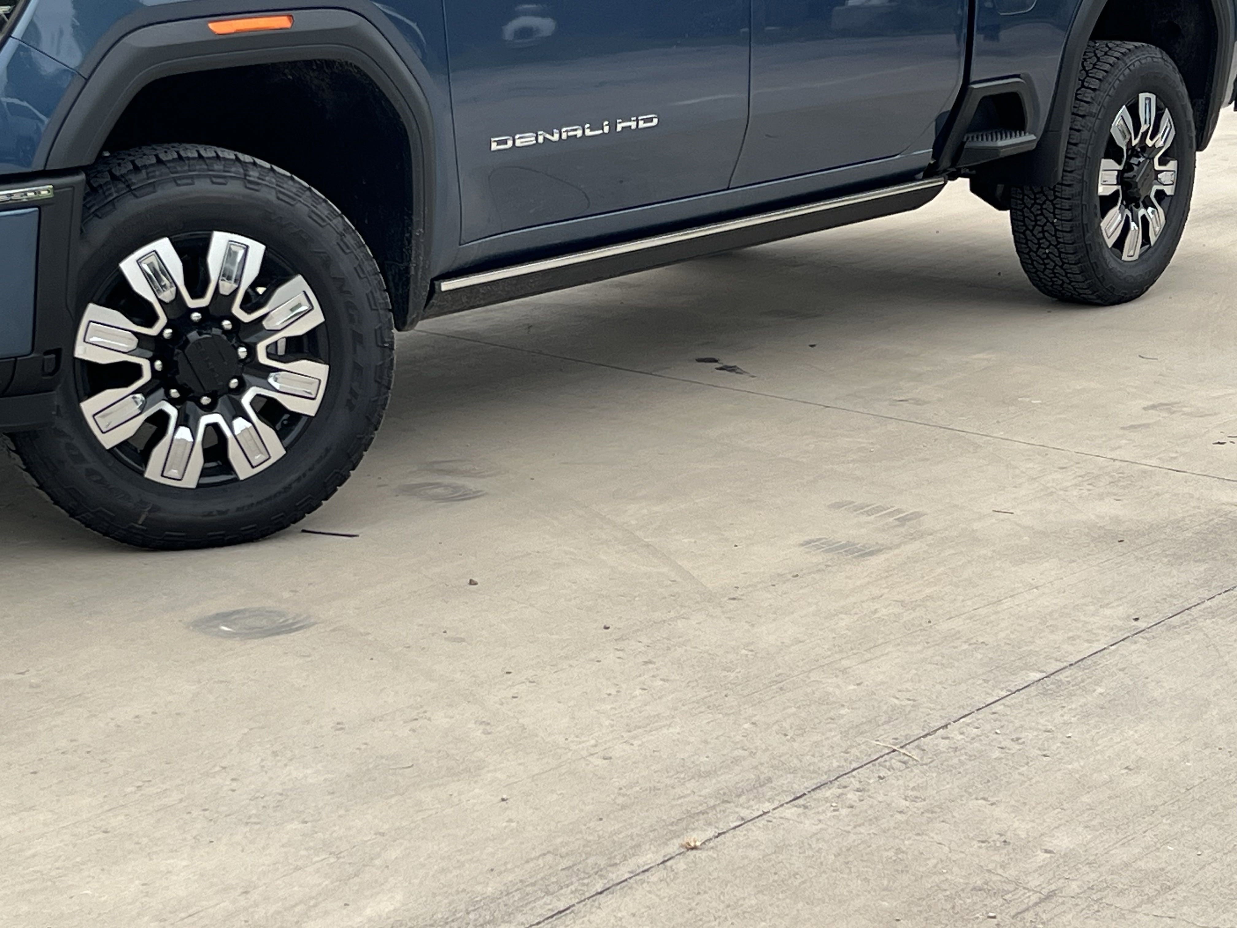 New 2025 Downpour Metallic GMC Denali image 7