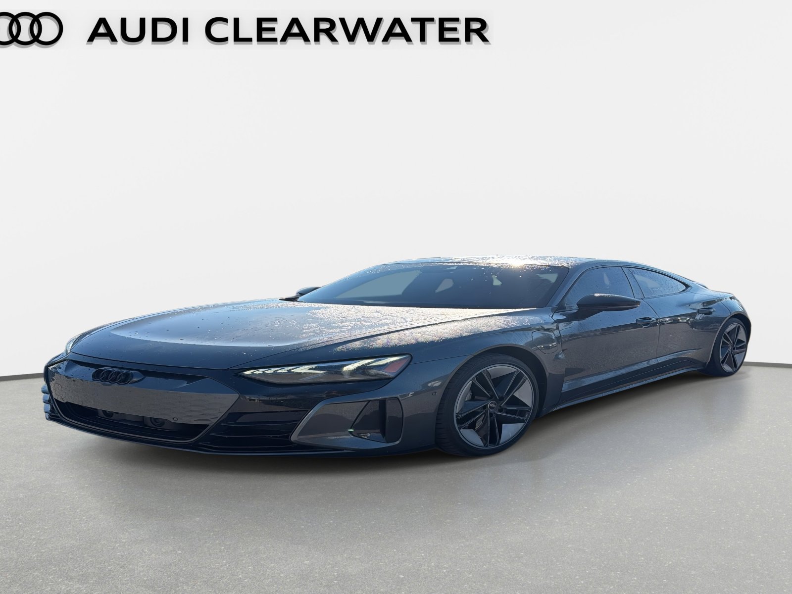 2023 Audi RS e-tron GT Base's photo