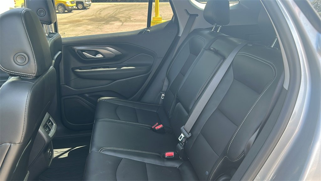 2023 Gmc Terrain SLT photo 26