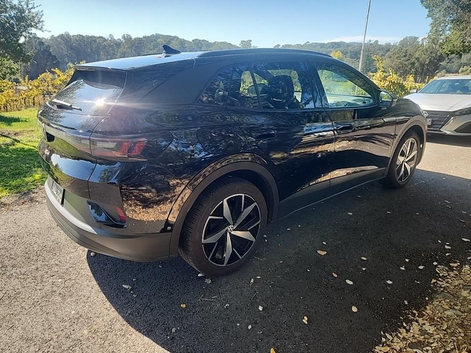 2023 Volkswagen ID.4 PRO S's photo