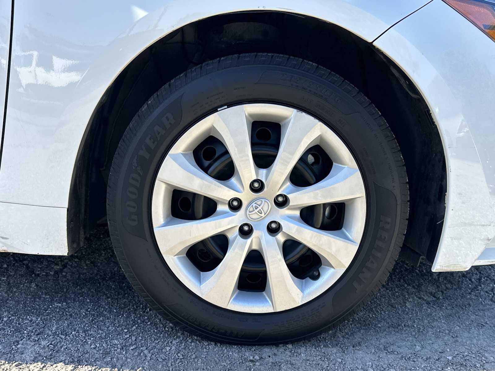 2023 Toyota Corolla LE photo 12