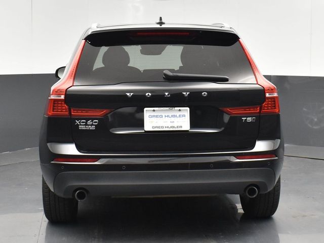 2021 Volvo XC60 T5 Momentum photo 9